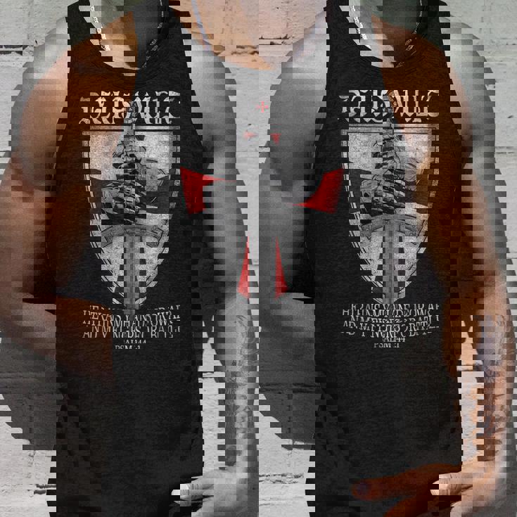 Deusult He Trains My Hands For War Templar Knights タンクトップ 彼への贈り物