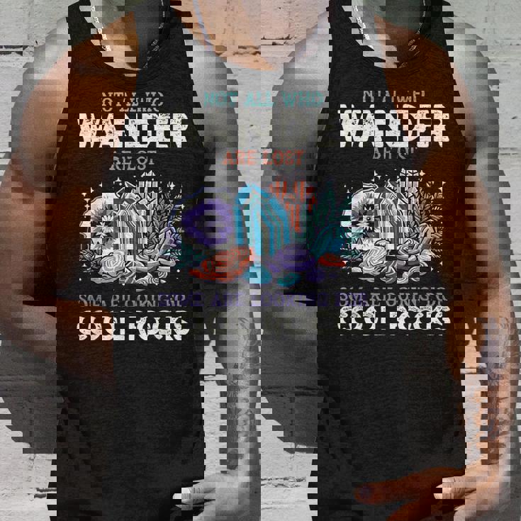 Wander Are Lostome Looking For Rocks Geologist タンクトップ 彼への贈り物