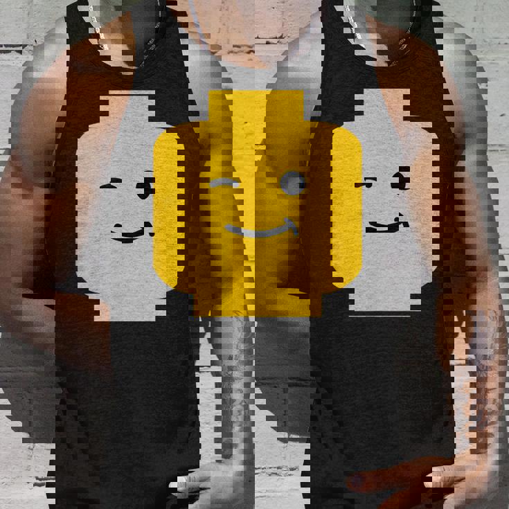 Winking Winky Face ミニフィグ ブリックトイtシャツ タンクトップ 彼への贈り物