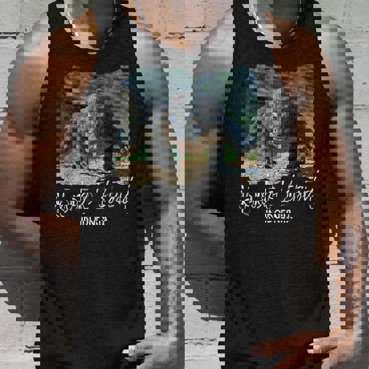 コモド島インドネシアコモドドラゴン タンクトップ 彼への贈り物