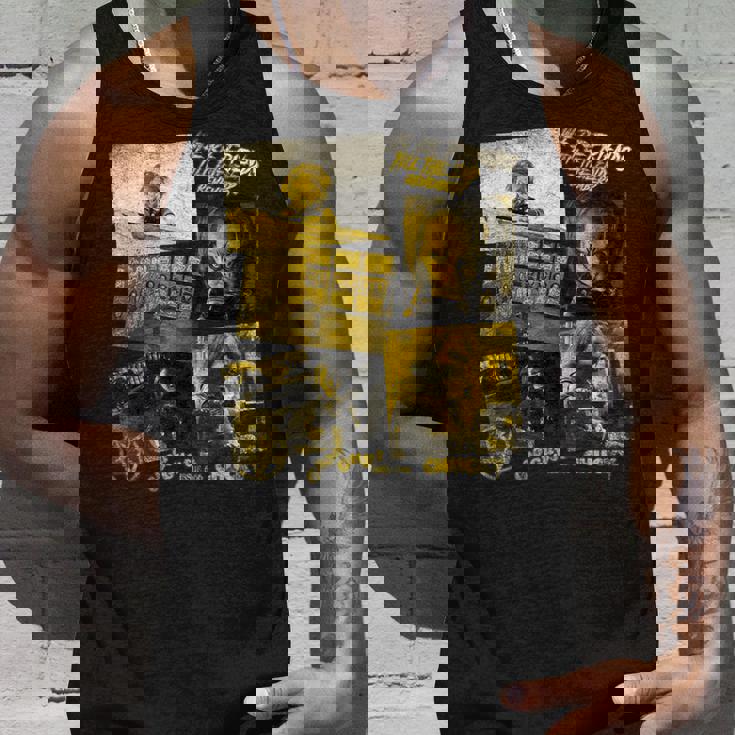 チャッキー Golden Horror Panels Retro タンクトップ 彼への贈り物