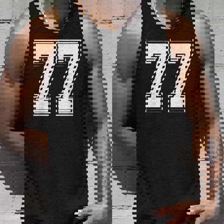 ナンバー77 野球 フットボール 誕生日 タンクトップ 彼への贈り物