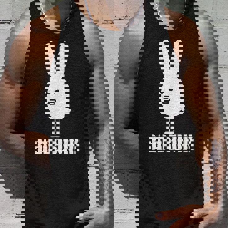 バッドバニー タンクトップ 彼への贈り物