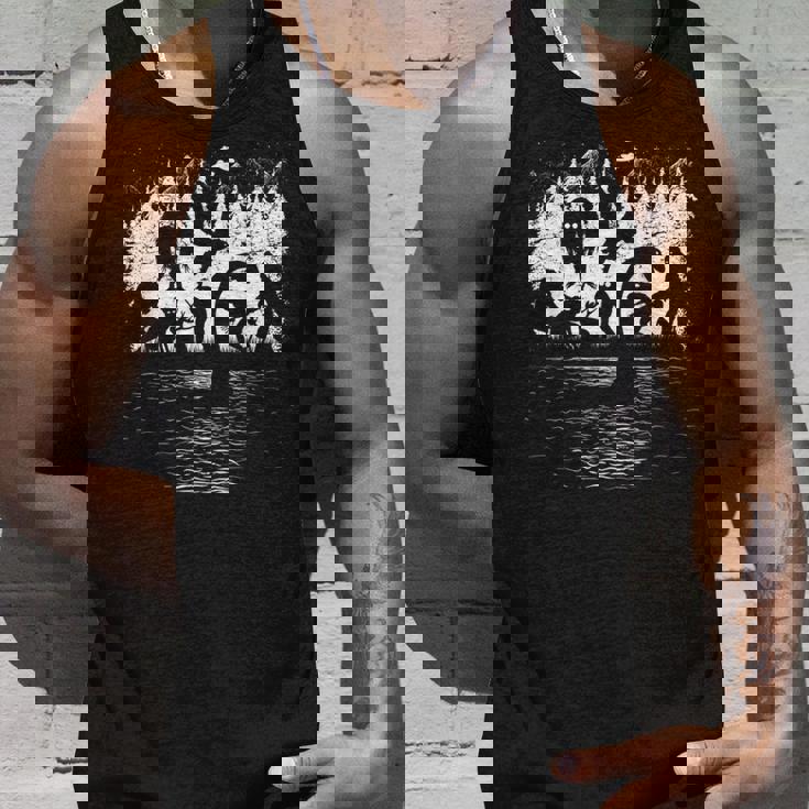 ビッグフット ネス湖 モンスター モスマン エイリアン その他 面白い クリプティッド タンクトップ 彼への贈り物