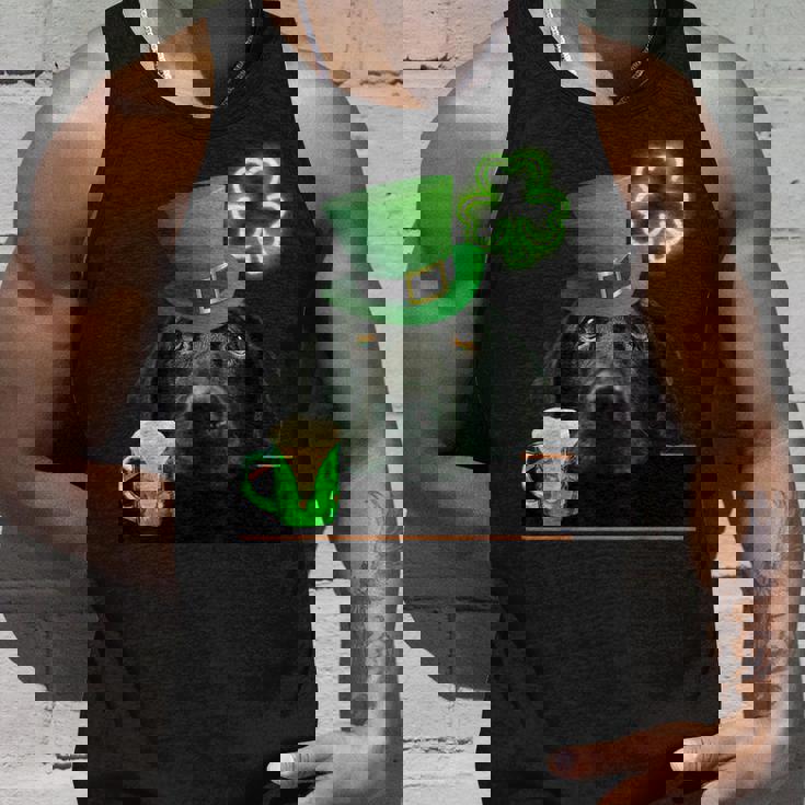 ブラックラボシャツ シャムロック アイリッシュドッグ 絵 聖パトリックス タンクトップ 彼への贈り物