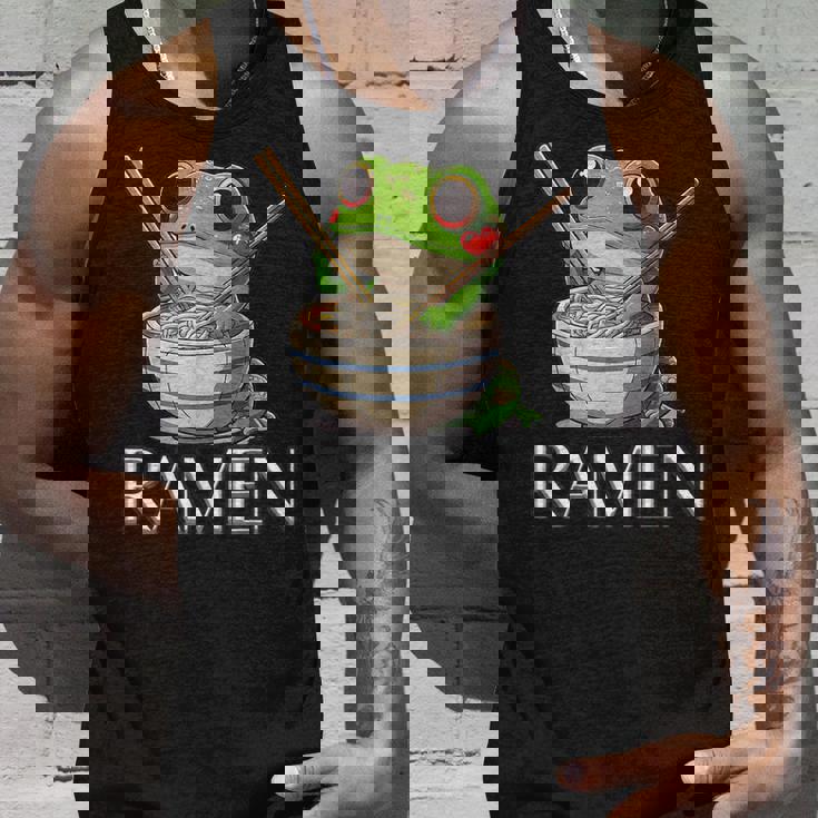 ラーメンを食べるカエルの麺 カワイイ 美的 日本アニメ タンクトップ 彼への贈り物