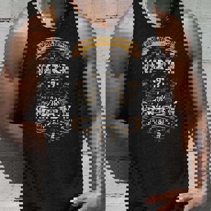 レトロな55歳の誕生日の伝説は1971年3月に誕生しました。 タンクトップ 彼への贈り物