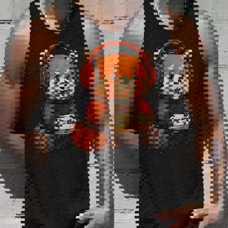 日本のレッサーパンダ ゲーマー アニメ レトロ ビデオゲーム ヴィンテージ タンクトップ 彼への贈り物