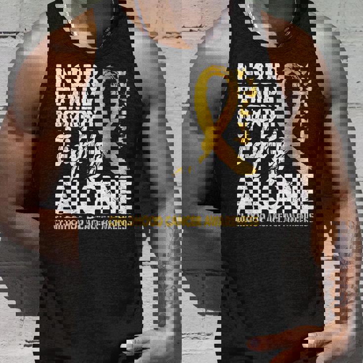 誰も一人で戦わない 小児がん啓発ゴールドリボン タンクトップ 彼への贈り物