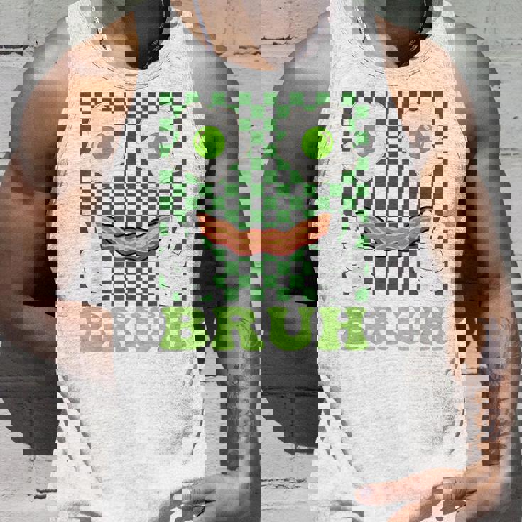 Bruh Green Face Eggs And Bacon Ham 朝食 聖パトリックズ タンクトップ 彼への贈り物