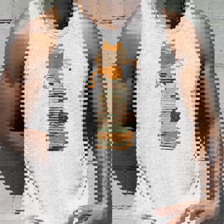 かわいい猫、本好きの猫 タンクトップ 彼への贈り物