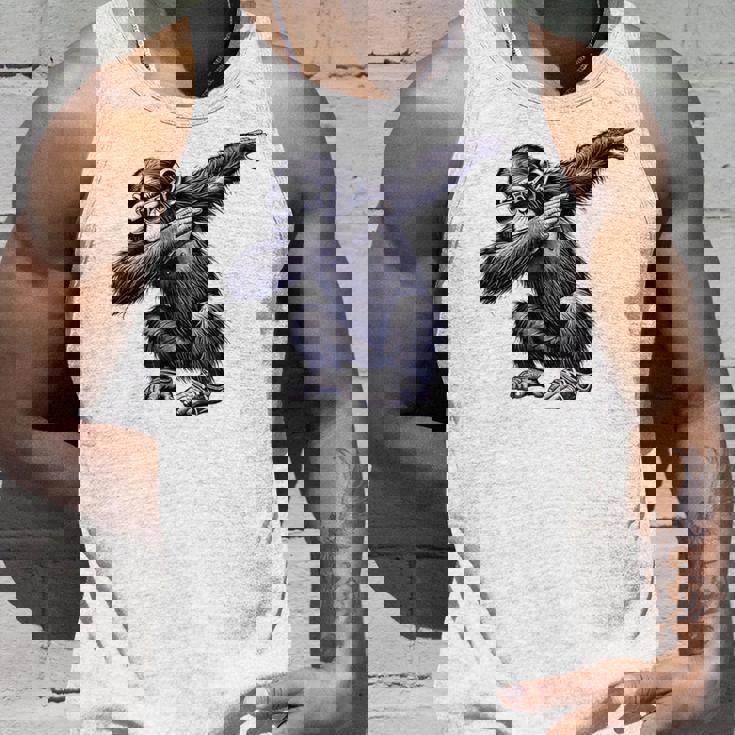 サングラスをかけたダブダンスを踊るチンパンジー猿 タンクトップ 彼への贈り物