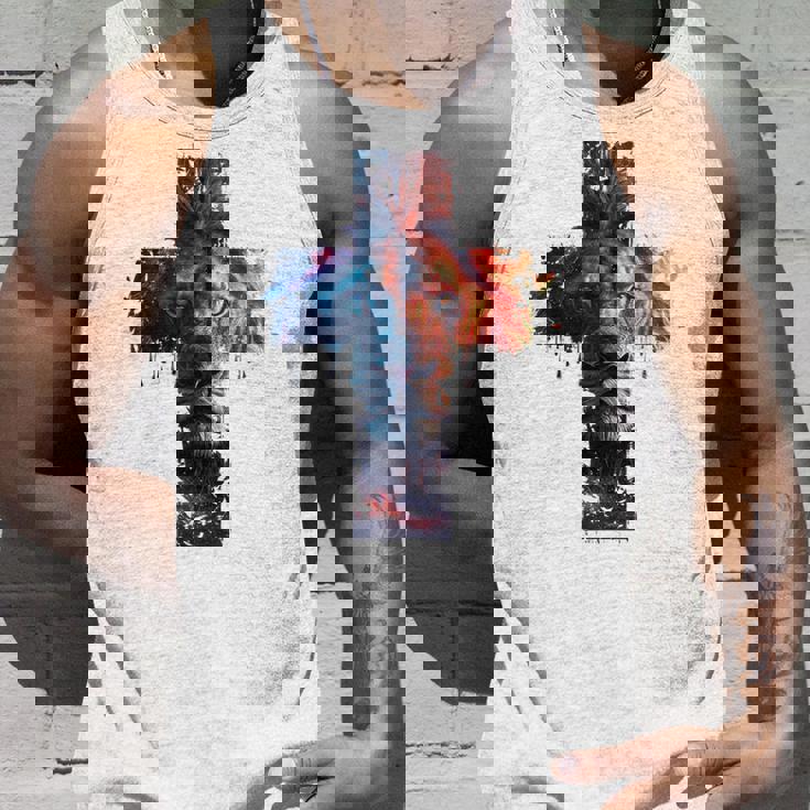 ユダのライオン、イエス・キリストの十字架、キリスト教信仰のグラフィック。 タンクトップ 彼への贈り物