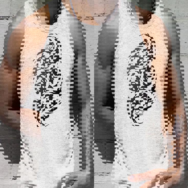 伝統的な本物のマオリ族タトゥーニュージーランド。 タンクトップ 彼への贈り物