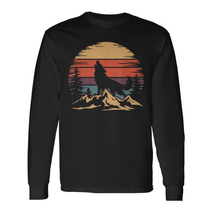 wolf-mountain-retro-wildlife-