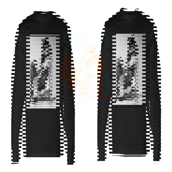 セクシーガールグラフィックtシャツ-猫マスクv2のセクシーなピンナップガール 長袖Tシャツ