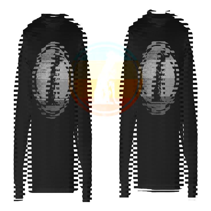 レトロなビンテージ デザインのワイマラナー犬 長袖Tシャツ