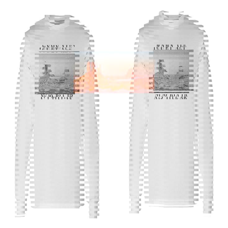 モニュメントバレー ナバホ族公園 アリゾナ ユタ州 長袖Tシャツ