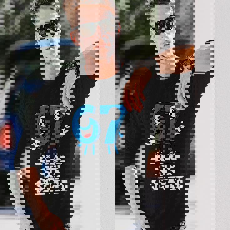 67 シックスセブン 6-7 Gen Alpha イタリアンブレインロットゲームミーム 長袖Tシャツ 彼への贈り物