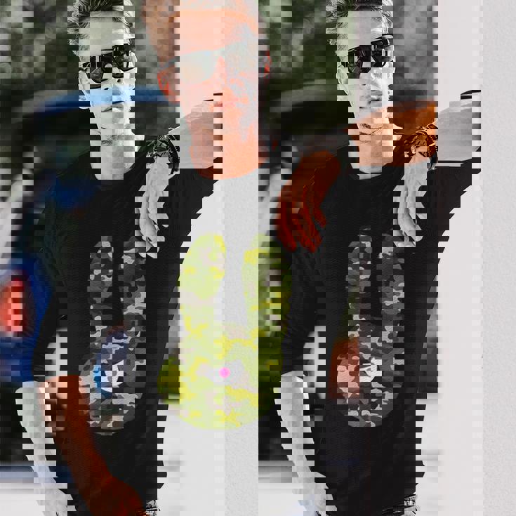 Badうさぎ星人 グリーン迷彩 長袖Tシャツ 彼への贈り物