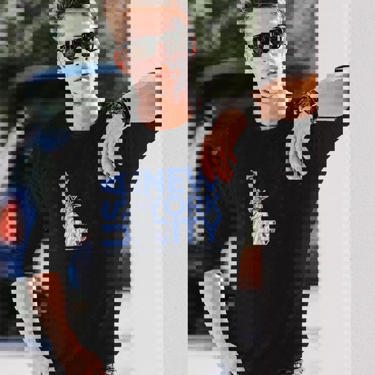 Cool Nyc New York Citytatue Of Liberty With Usa Flag 長袖Tシャツ 彼への贈り物