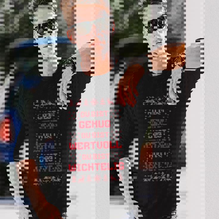 Du Bist Genug Und Wichtelig Wortwitz Weihnachten Langarmshirts Geschenke für Ihn