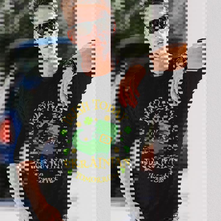 Irish Today ウクライナ Tomorrowt Patrick's Day 長袖Tシャツ 彼への贈り物