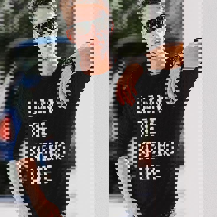 Kazuko の人生を生きている Kazuko 長袖tシャツ 長袖Tシャツ 彼への贈り物