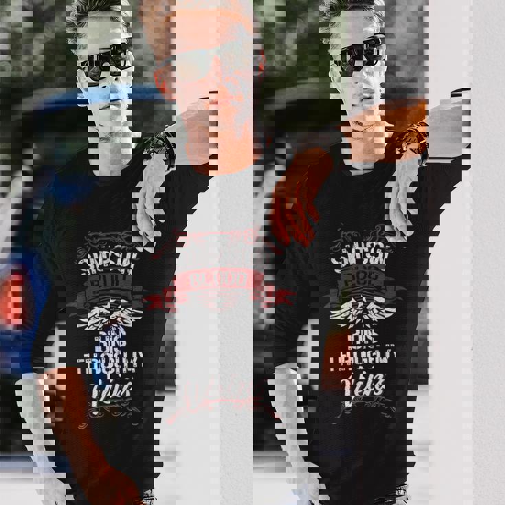 Simpson Blood Runs Through Myeins 苗字 Family 長袖Tシャツ 彼への贈り物