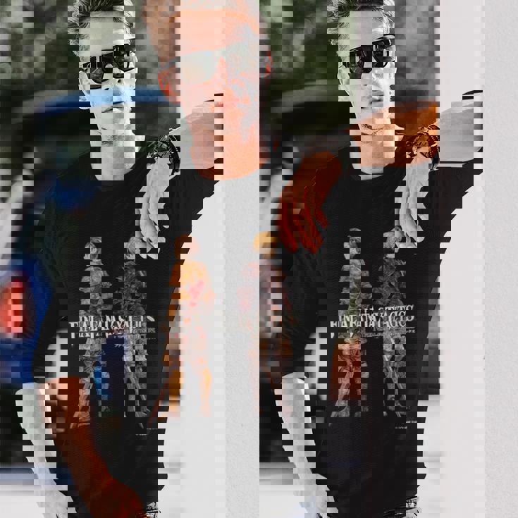 『ファイナルファンタジータクティクス – イヴァリース クロニクルズ』 ラムザ＆ディリータ 長袖Tシャツ 彼への贈り物