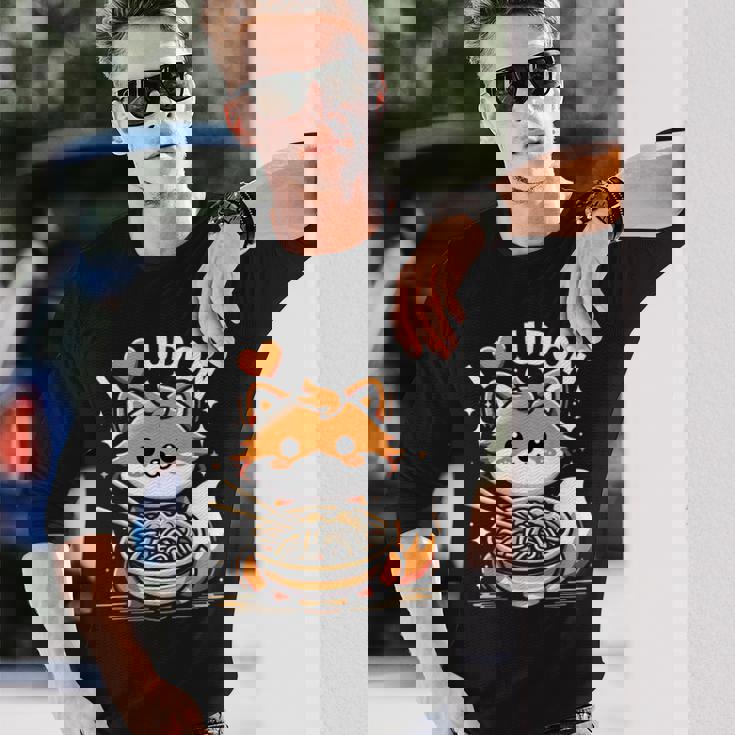 うどんが大好き カワイイきつねとうどん麺 長袖Tシャツ 彼への贈り物