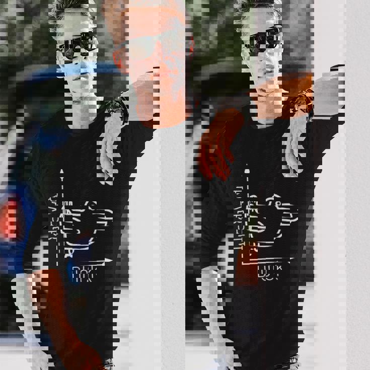 ウィトゲンシュタインのウサギのアヒル 前から後ろへの光のイリュージョン 長袖Tシャツ 彼への贈り物