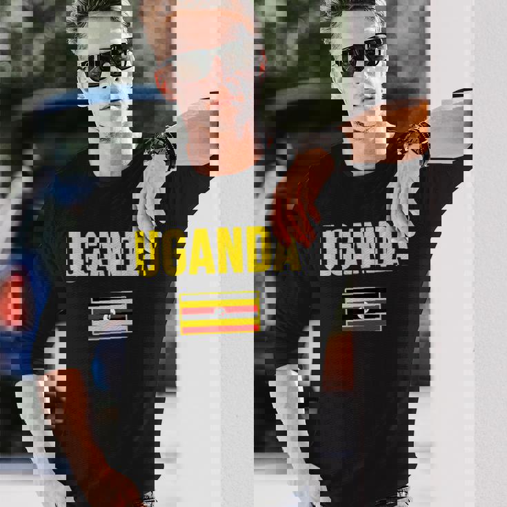 ウガンダ ウガンダの国旗 長袖Tシャツ 彼への贈り物