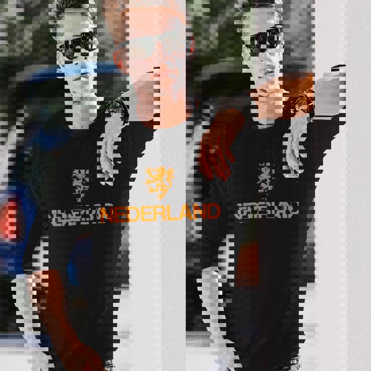 オランダエンブレムライオンオランダ 長袖Tシャツ 彼への贈り物