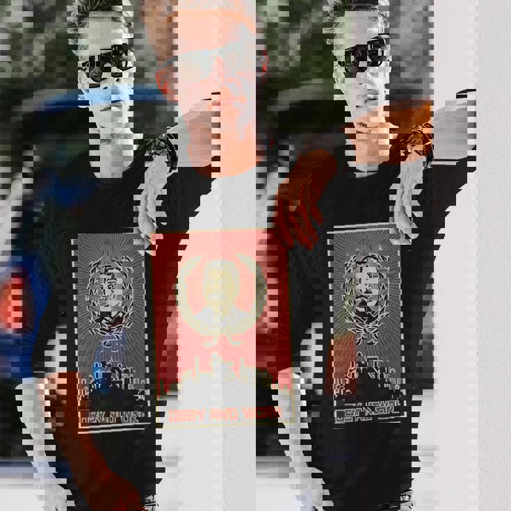 スターリンsovi8ヴィンテージプロパガンダに従い、働きます。 長袖Tシャツ 彼への贈り物