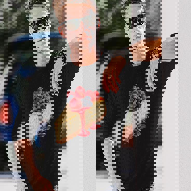 ベリー入りチーズケーキ 長袖Tシャツ 彼への贈り物