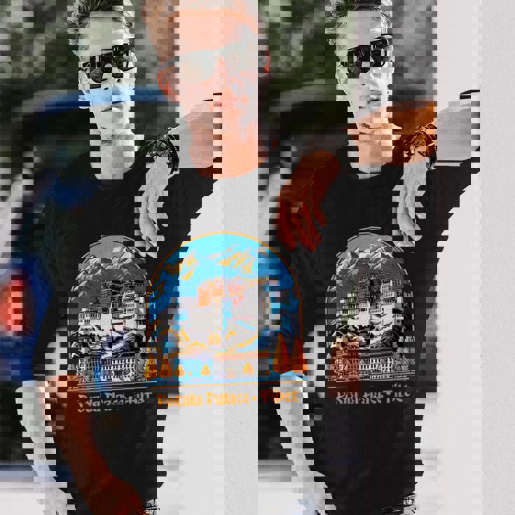 ポタラ宮 チベット ラサ 仏教 長袖Tシャツ 彼への贈り物