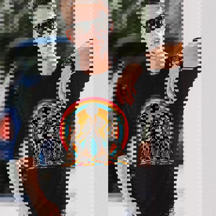 レトロ アフロ ソウル 音楽 グルーヴ ダンス ファンキー ディスコ 長袖Tシャツ 彼への贈り物