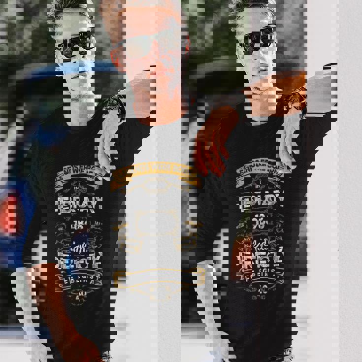 ヴィンテージ40歳の誕生日レジェンドは1986年2月に誕生しました。 長袖Tシャツ 彼への贈り物