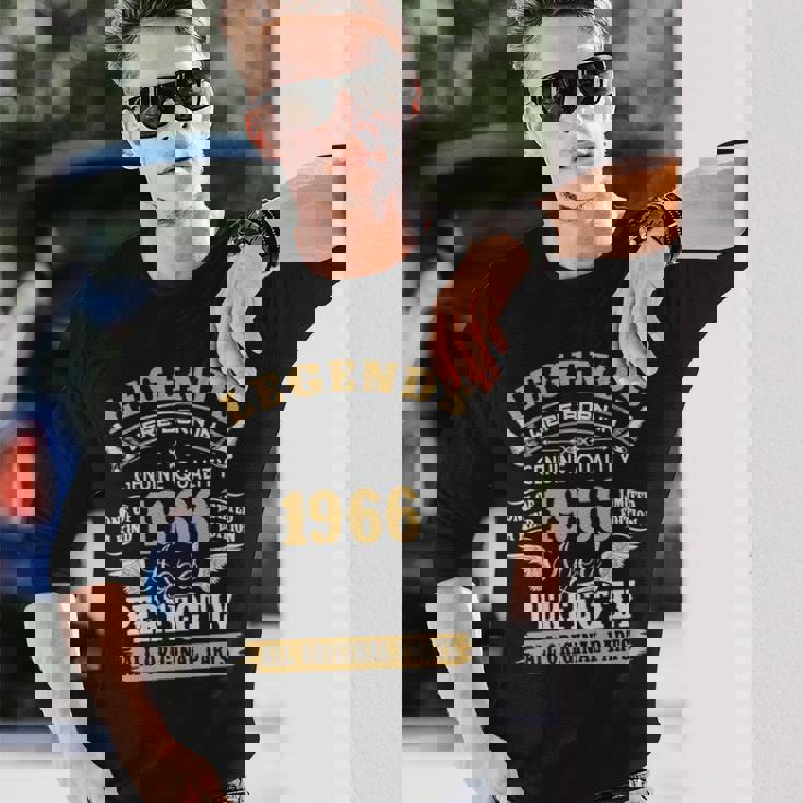 伝説は1966年にヴィンテージ60歳の誕生日に生まれました60歳 長袖tシャツ 長袖Tシャツ 彼への贈り物