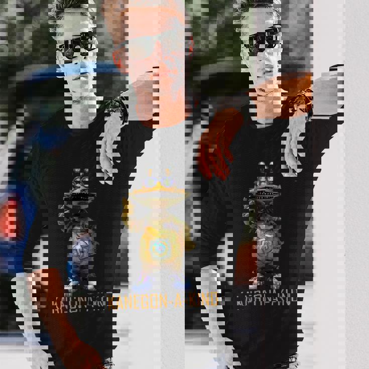 大怪獣ラッシュ ウルトラフロンティア カネゴン・ア・キンド 長袖Tシャツ 彼への贈り物