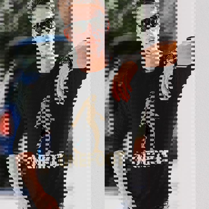 泥足切断者の冗談 脚切断者のための義足デザイン 長袖Tシャツ 彼への贈り物