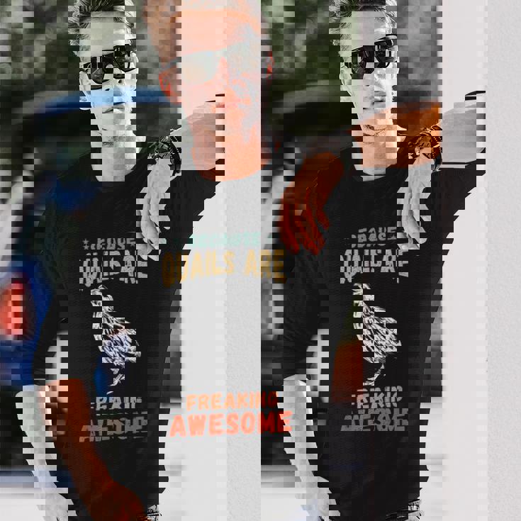 素晴らしいウズラ 鳥 ウズラ 飼育 ボホワイトウズラ好き 長袖Tシャツ 彼への贈り物