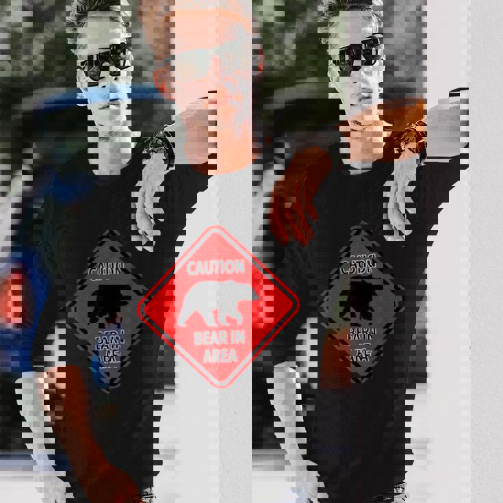 赤い警告標識 クマのエリア標識 長袖Tシャツ 彼への贈り物