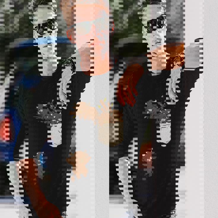 面白いバッファローバイソンかわいい遊び。 長袖Tシャツ 彼への贈り物