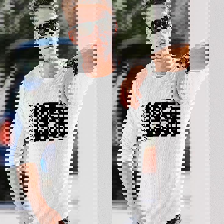 Limited Edition 1958年生まれ、68歳の誕生日 長袖Tシャツ 彼への贈り物