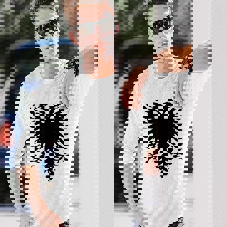 アルバニア国旗 アルバニア バルカン アルバニア国旗 アルバニア国旗 アルバニア国旗 長袖Tシャツ 彼への贈り物