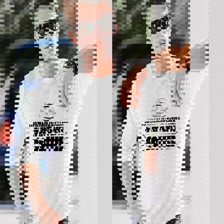 オーストラリアのルールフットボールはコーヒーから始まる 長袖Tシャツ 彼への贈り物