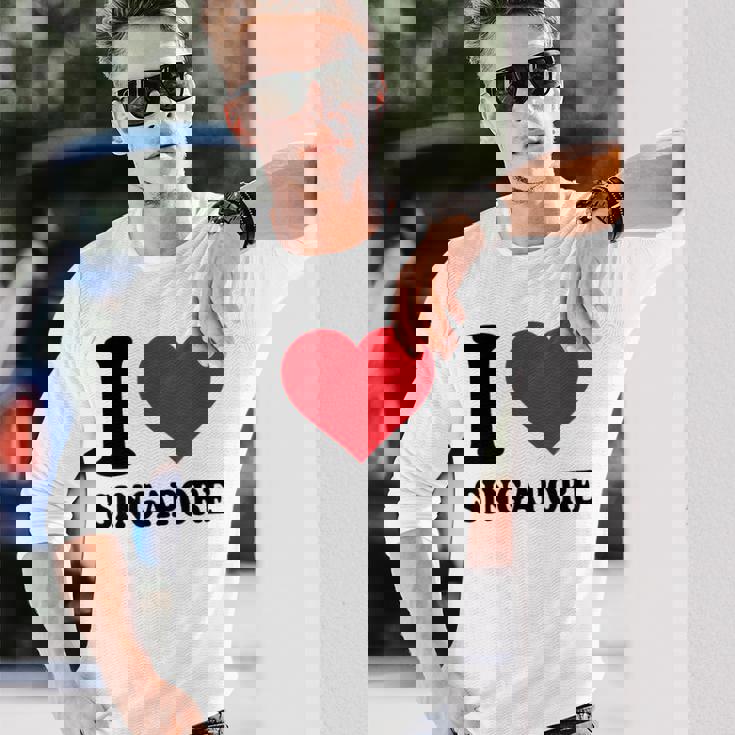 シンガポールへの愛をシンプルに伝える一枚 長袖Tシャツ 彼への贈り物