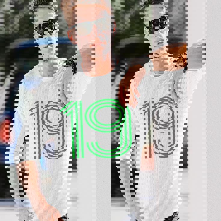 ナンバー19シャツ レトロユニフォーム ヨーロッパスタイル バックプリントジャージ 長袖Tシャツ 彼への贈り物